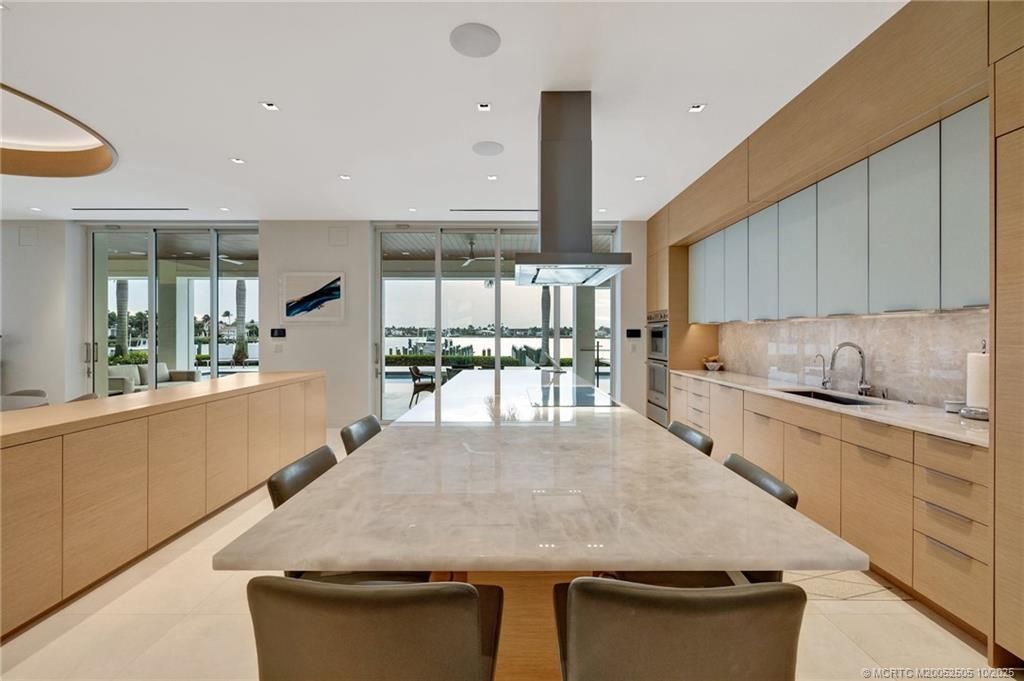 6900 SE Harbor Circle, Stuart, FL 34996 Photo