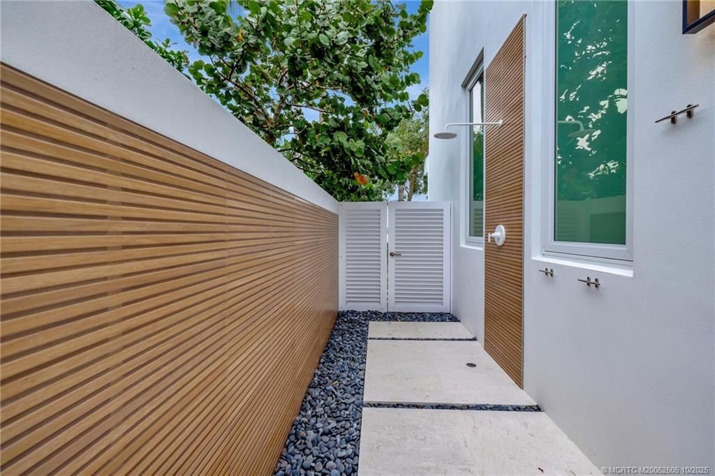 6900 SE Harbor Circle, Stuart, FL 34996 Photo