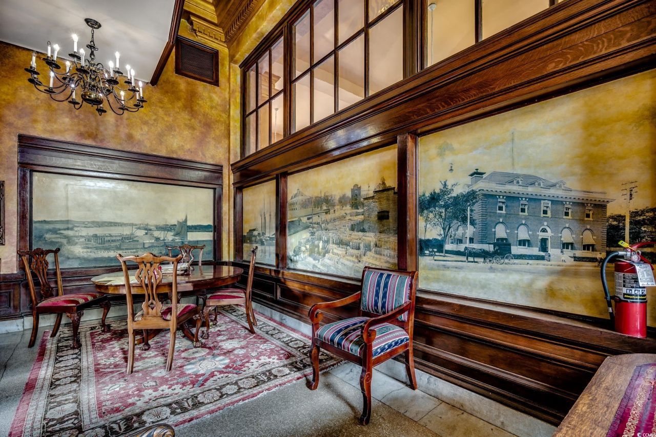 1001 Front St. Photo 15