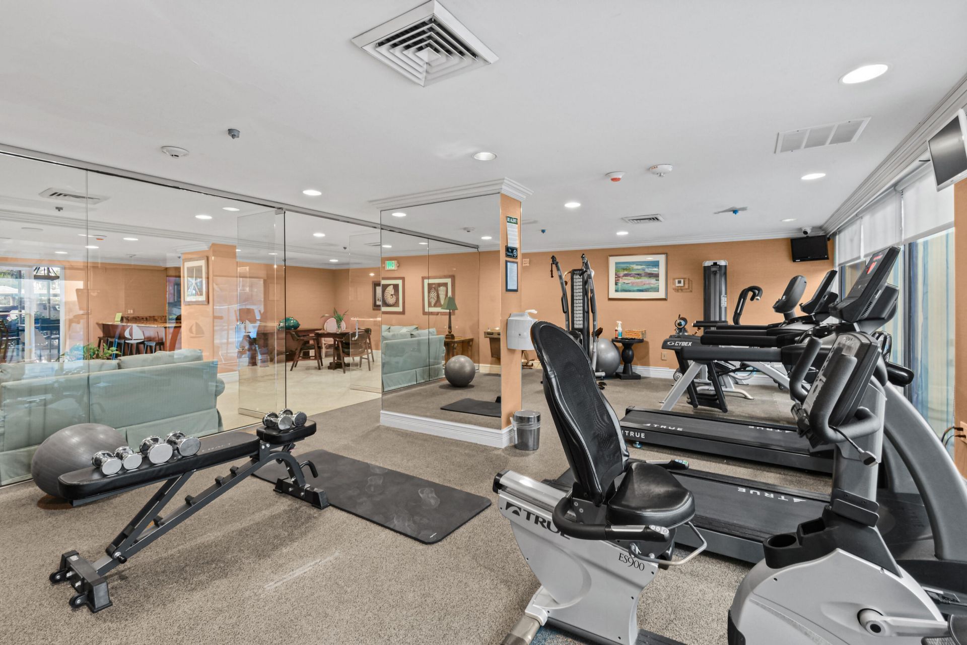 5200 N Flagler Drive, Unit 1404, West Palm Beach, FL 33407 Photo