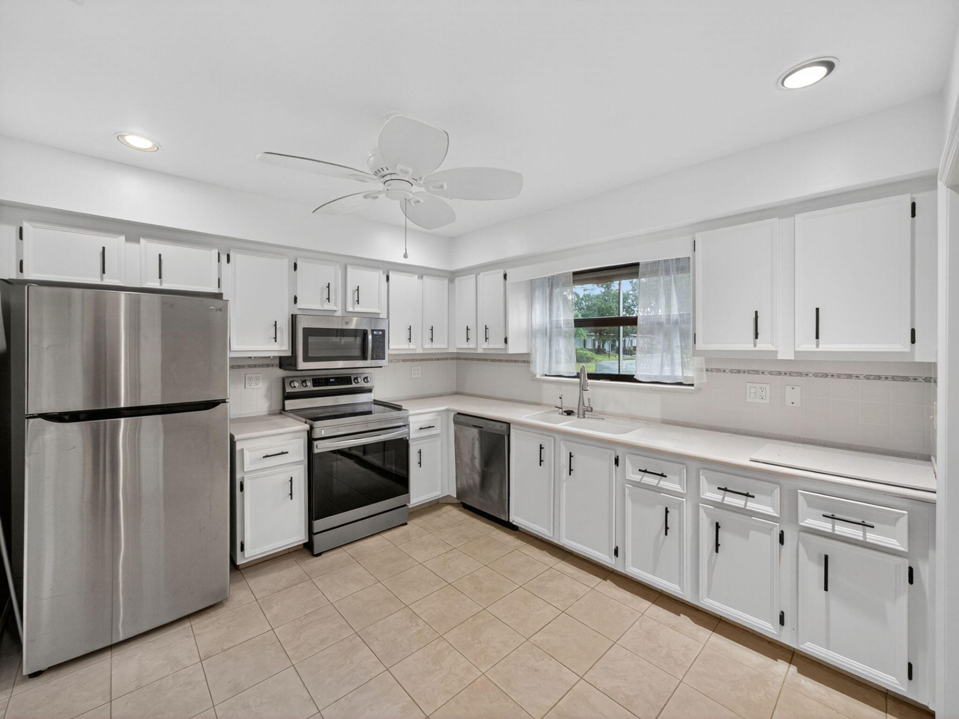 4355 Cedar Tree Place, Unit B, Boynton Beach, FL 33436 Photo