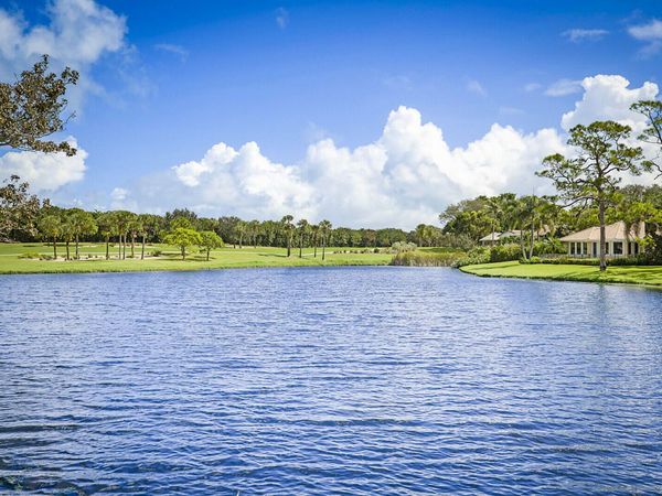 5611 SE Foxcross Place, Unit 5611, Stuart, FL 34997