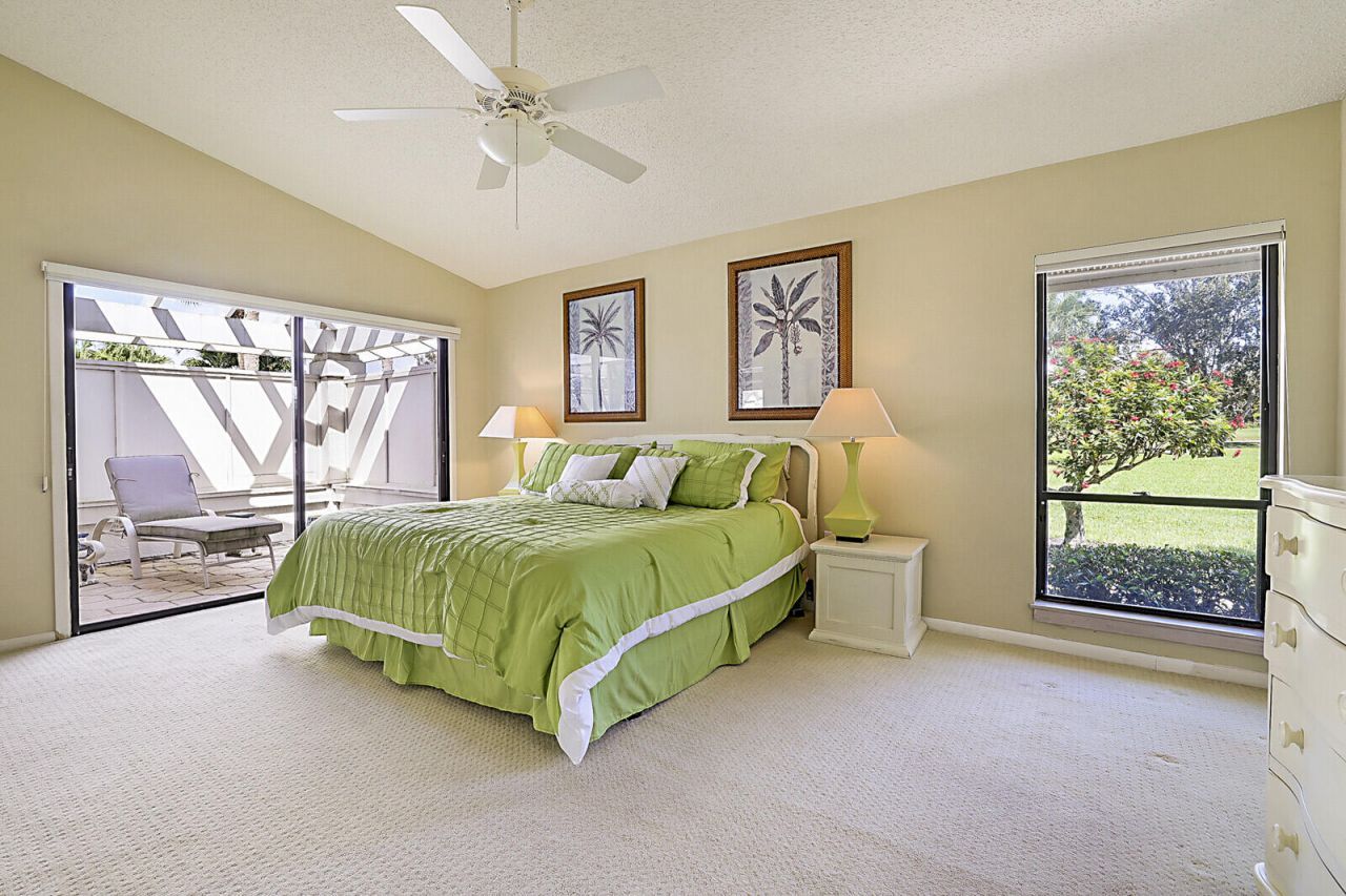 5611 SE Foxcross Place, Unit 5611, Stuart, FL 34997 Photo