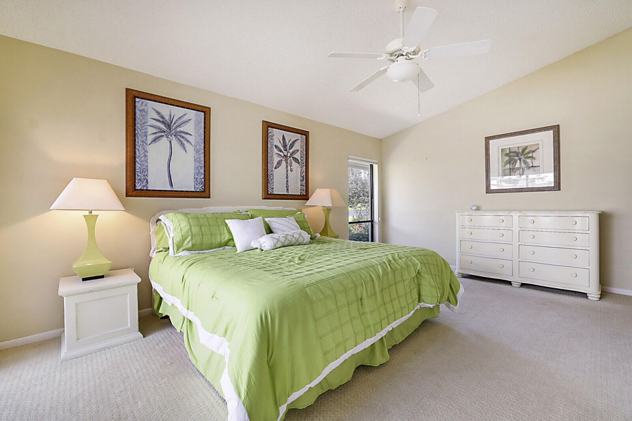 5611 SE Foxcross Place, Unit 5611, Stuart, FL 34997 Photo