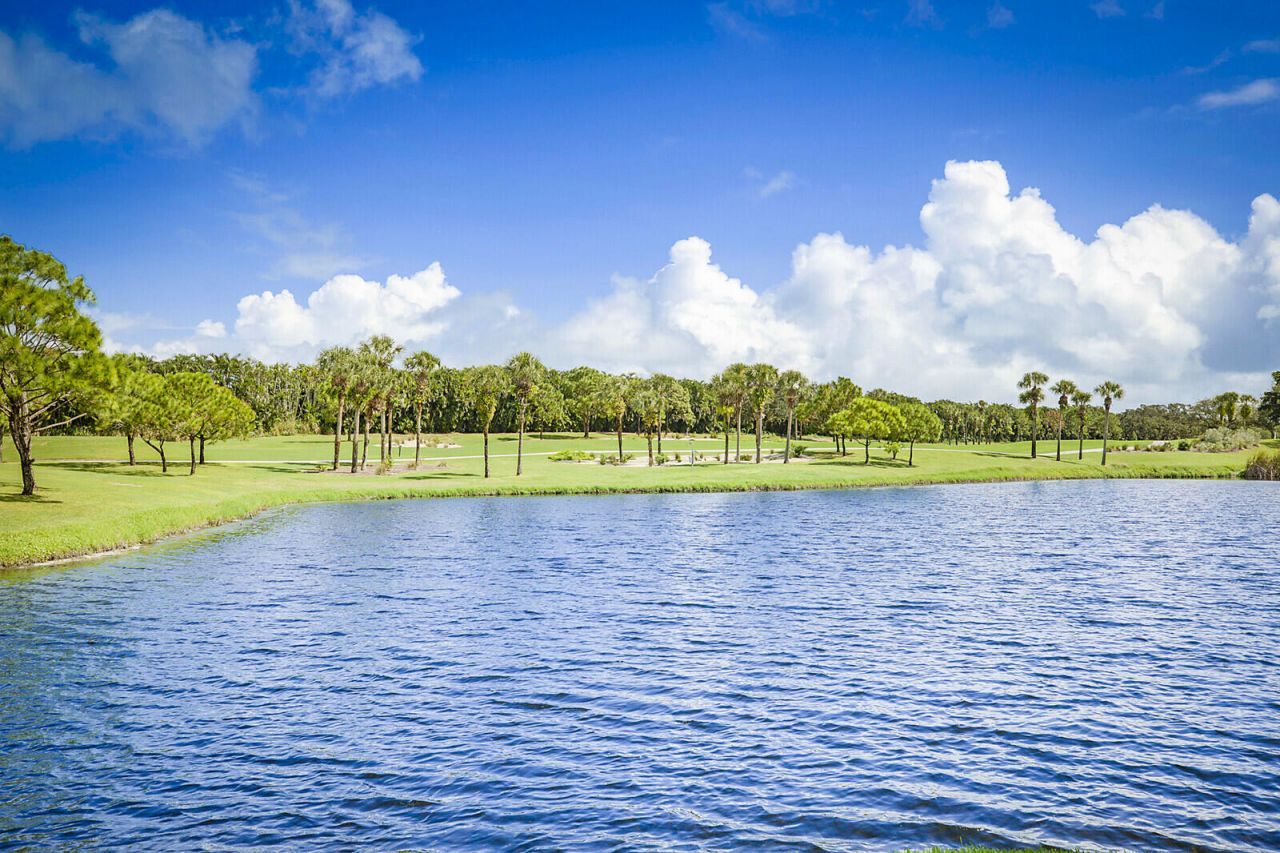 5611 SE Foxcross Place, Unit 5611, Stuart, FL 34997 Photo