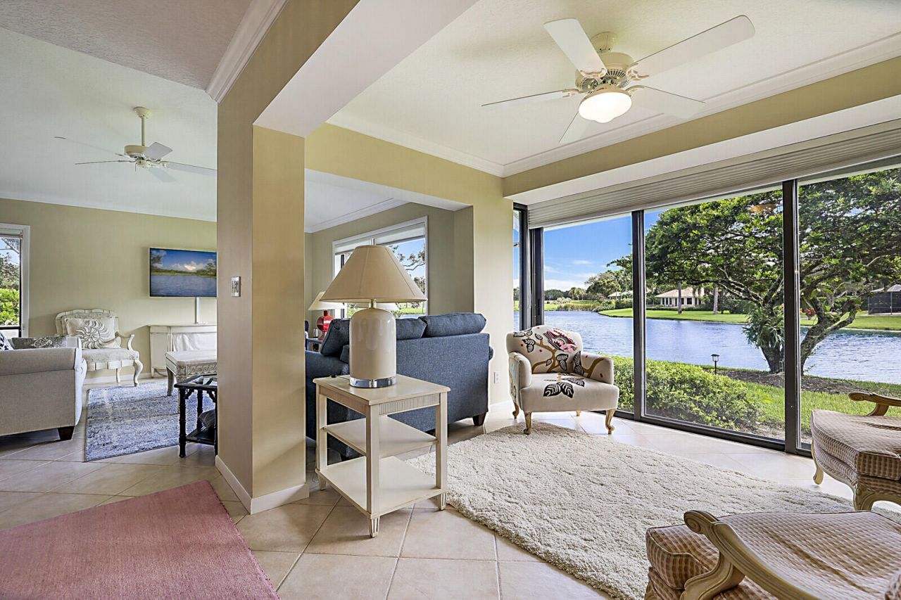 5611 SE Foxcross Place, Unit 5611, Stuart, FL 34997 Photo