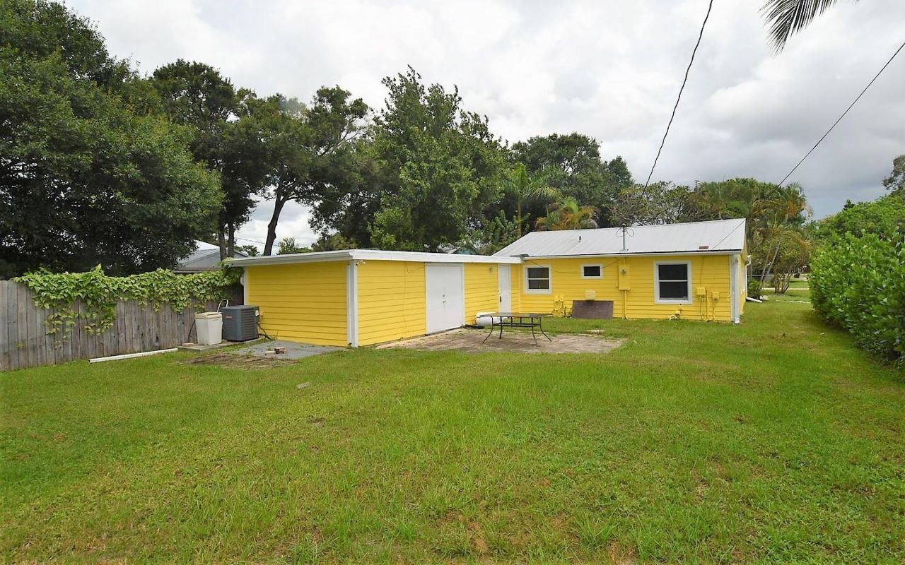 976 SW 34th Terrace, Palm City, FL 34990 Photo