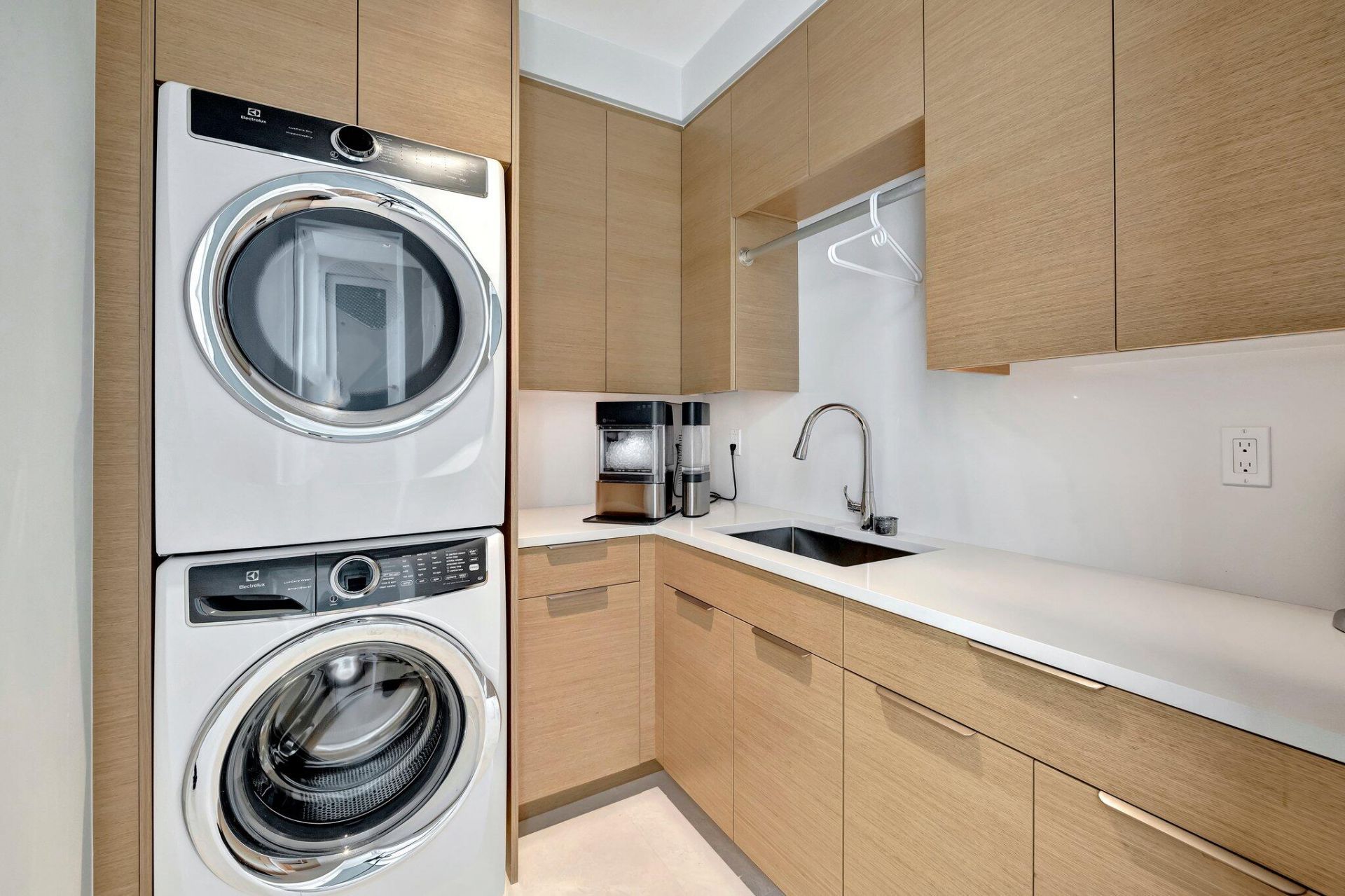 6900 SE Harbor Circle, Stuart, FL 34996 Photo