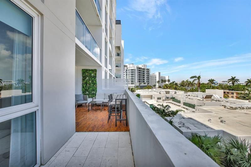 401 N Birch Road, Unit 413, Fort Lauderdale, FL 33304 Photo