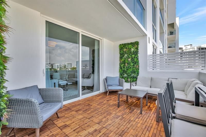 401 N Birch Road, Unit 413, Fort Lauderdale, FL 33304 Photo