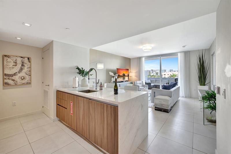 401 N Birch Road, Unit 413, Fort Lauderdale, FL 33304 Photo