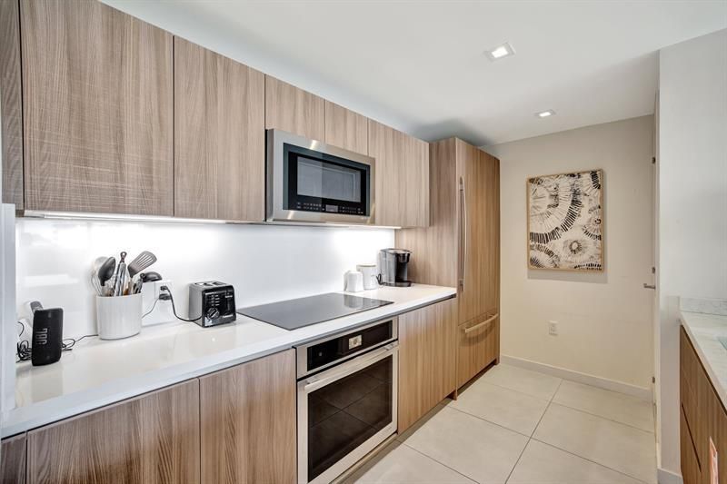 401 N Birch Road, Unit 413, Fort Lauderdale, FL 33304 Photo