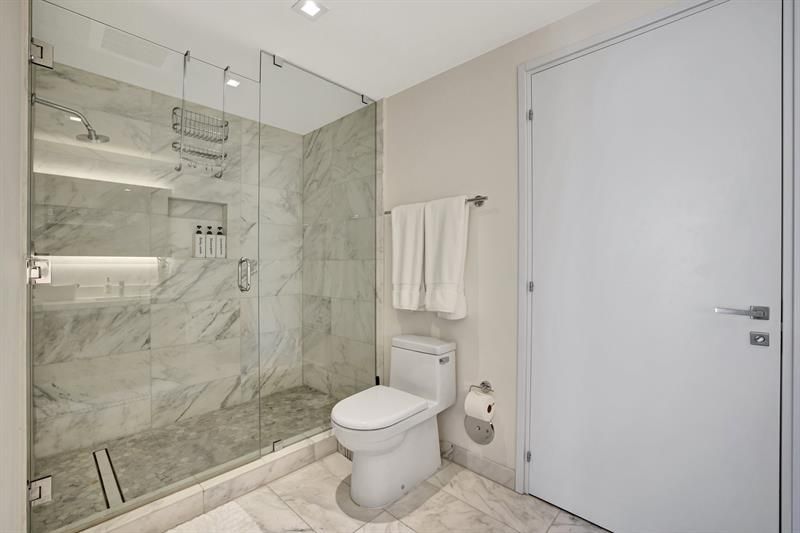 401 N Birch Road, Unit 413, Fort Lauderdale, FL 33304 Photo