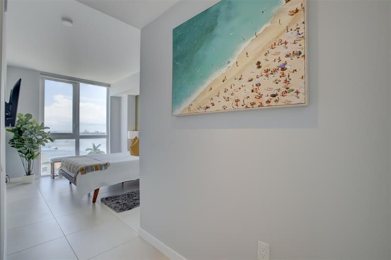 401 N Birch Road, Unit 705, Fort Lauderdale, FL 33304 Photo