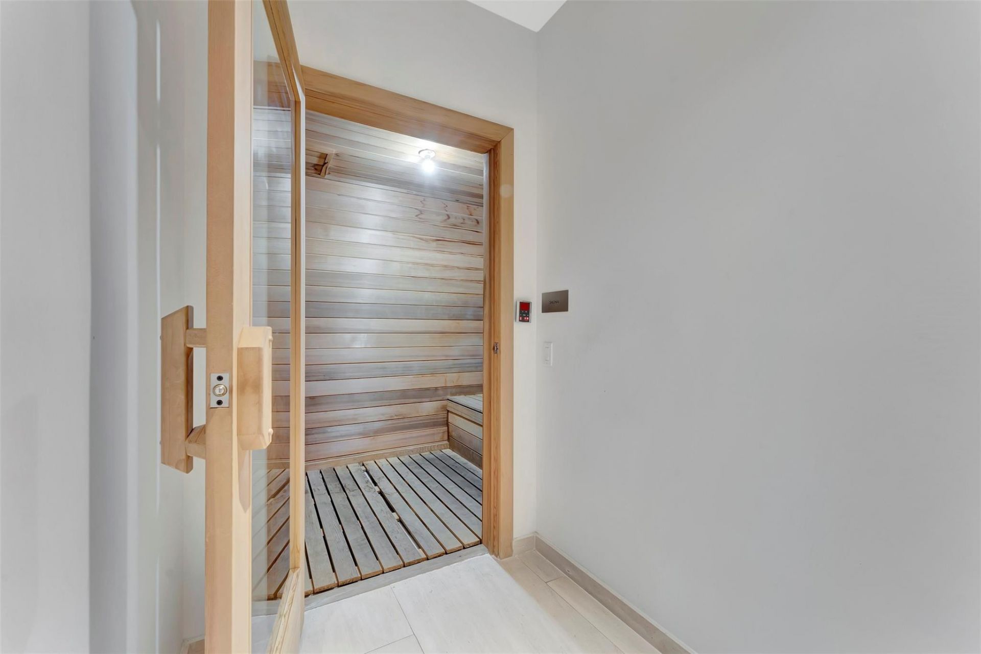 401 N Birch Road, Unit 705, Fort Lauderdale, FL 33304 Photo