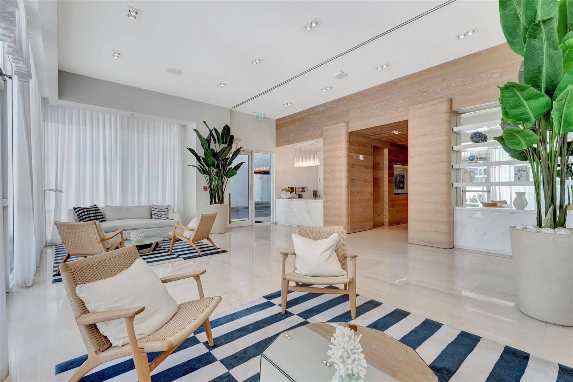 401 N Birch Road, Unit 705, Fort Lauderdale, FL 33304 Photo