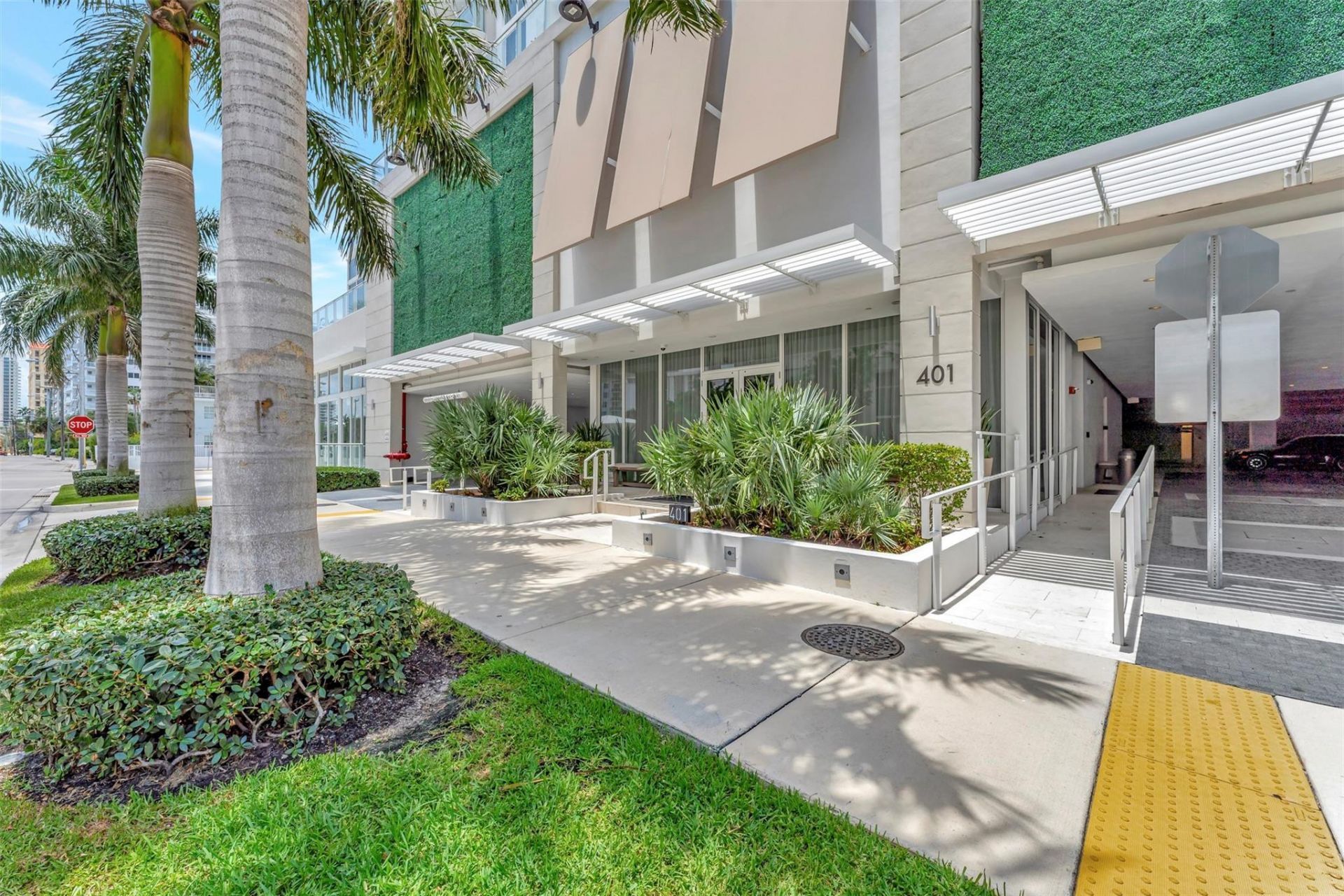 401 N Birch Road, Unit 705, Fort Lauderdale, FL 33304 Photo