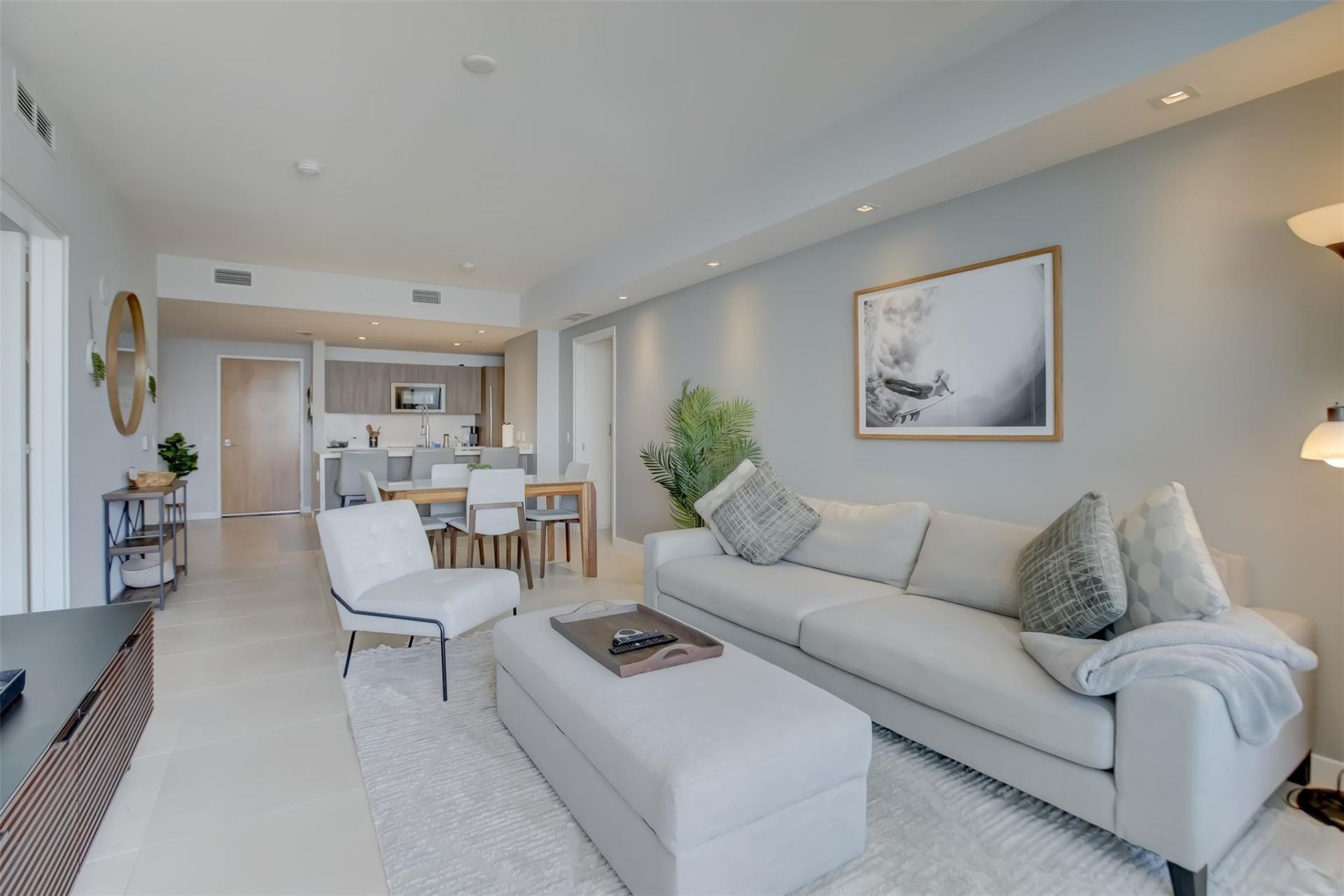 401 N Birch Road, Unit 705, Fort Lauderdale, FL 33304 Photo