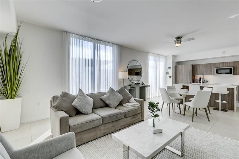 401 N Birch Road, Unit TH3, Fort Lauderdale, FL 33304 Photo