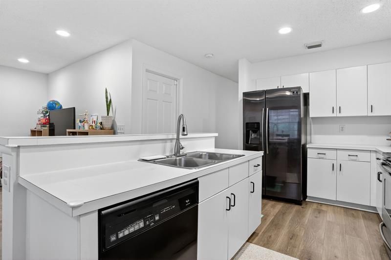 11461 Lakeview Drive, Unit 8, Coral Springs, FL 33071 Photo