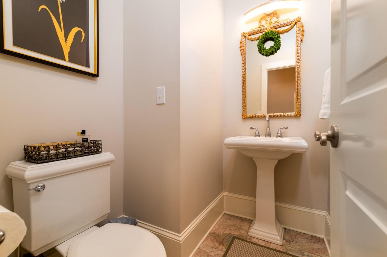 751 Deerhaven Court Photo 17