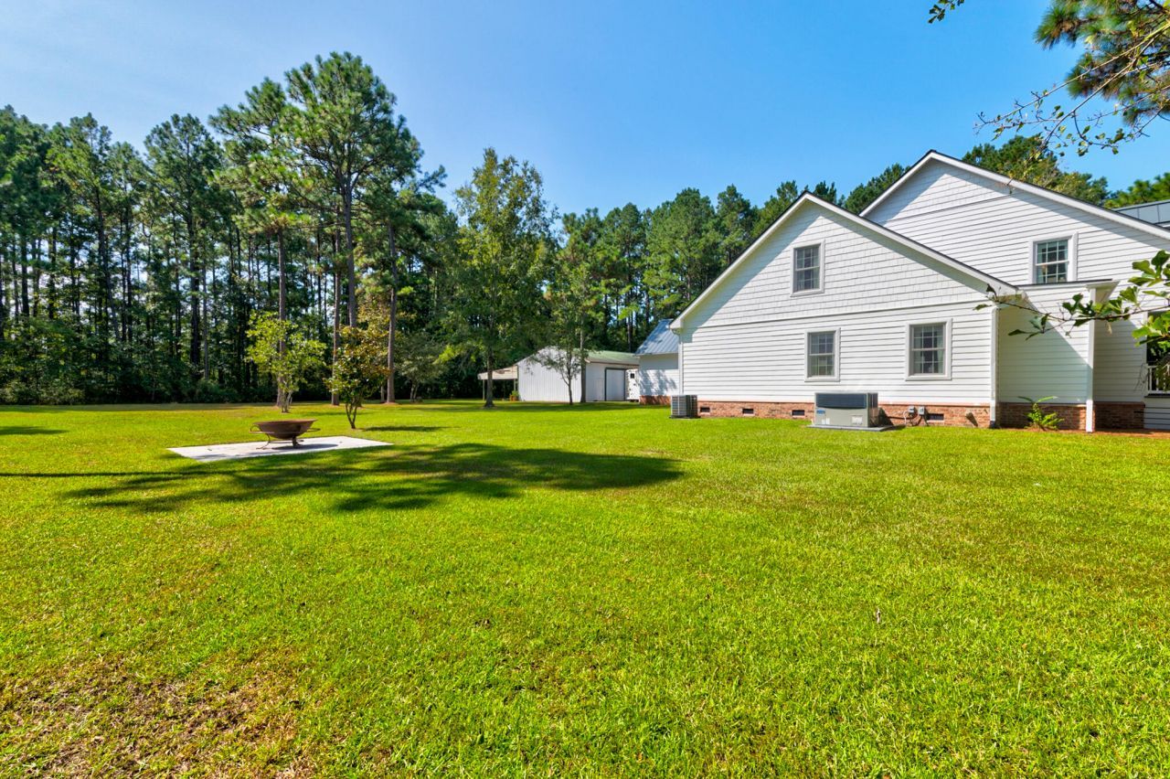 751 Deerhaven Court Photo 22