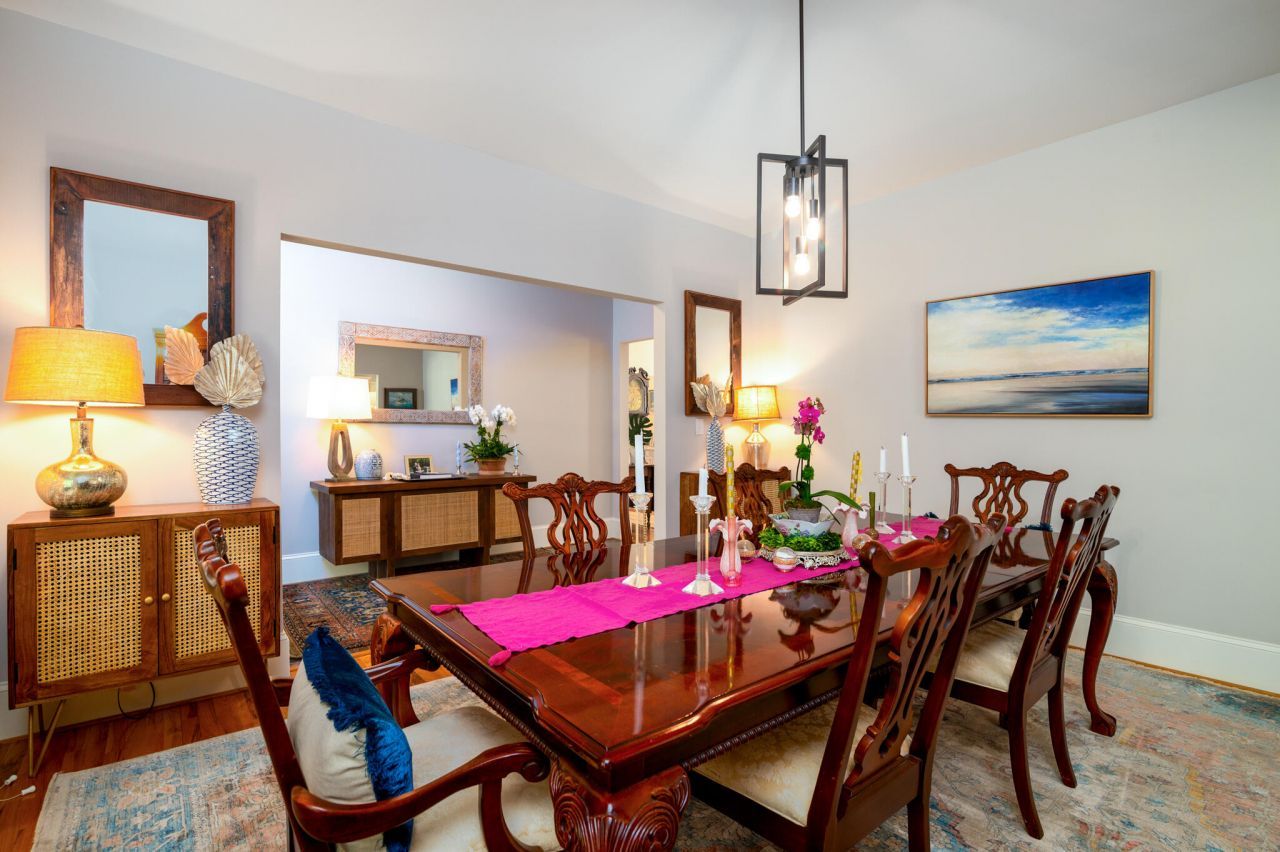 751 Deerhaven Court Photo 6