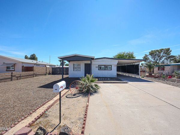 515 E CHARLESTON Avenue, Phoenix, AZ 85022