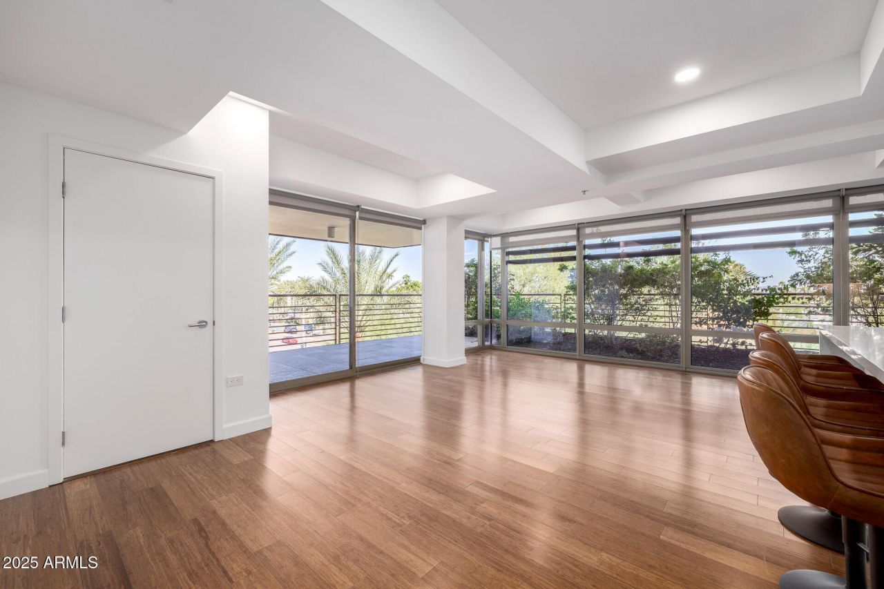 7161 E RANCHO VISTA Drive Scottsdale, AZ 85251