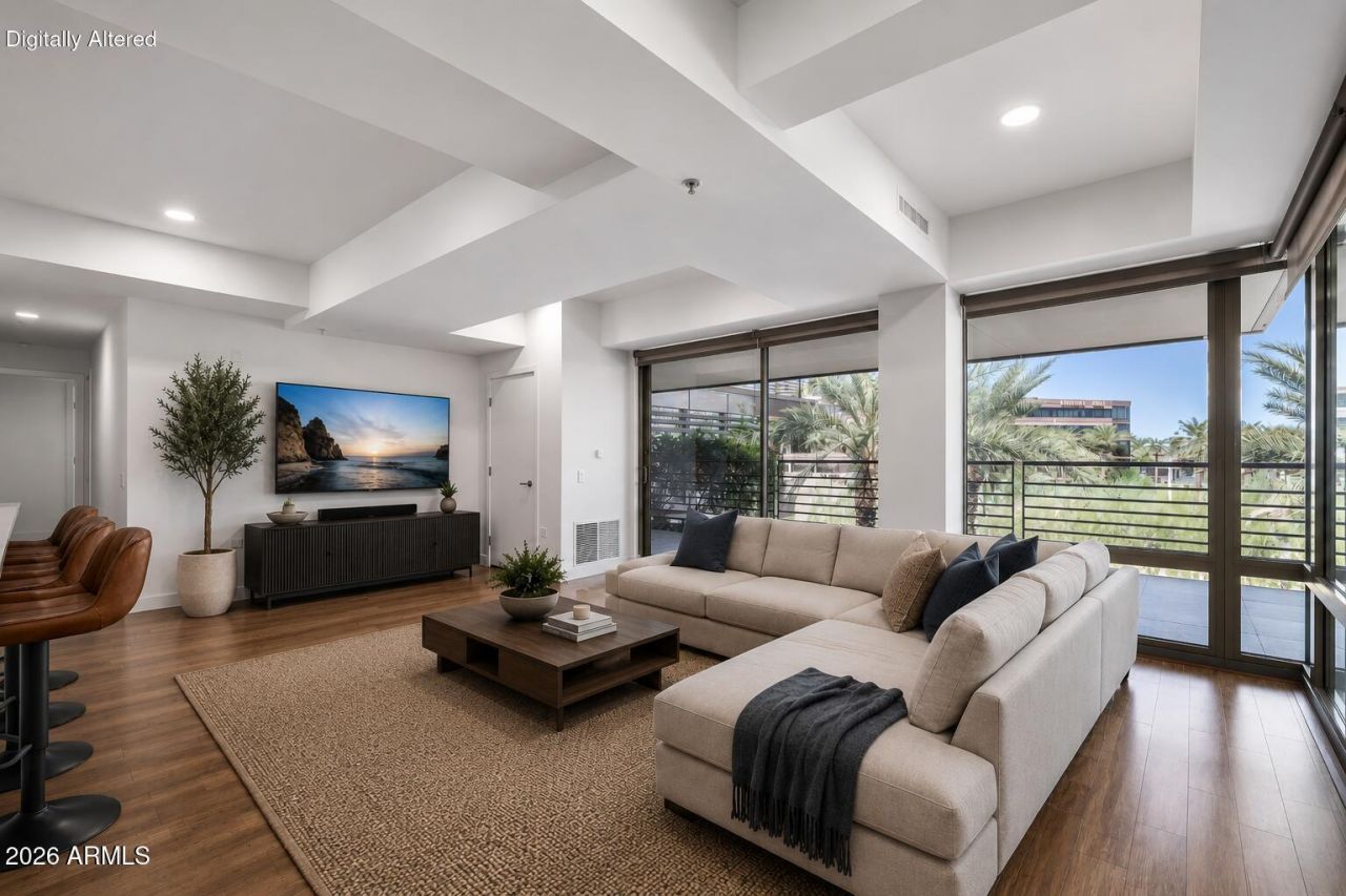 7161 E RANCHO VISTA Drive Scottsdale, AZ 85251