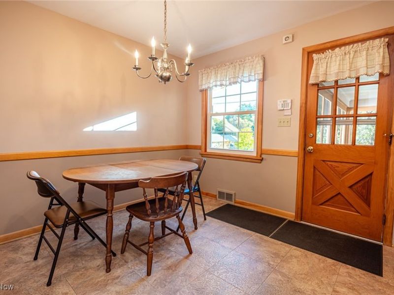 1681 Knob Hill Drive, Coshocton, OH 43812 Photo 13