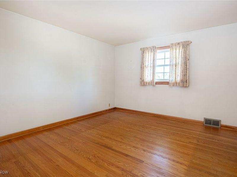 1681 Knob Hill Drive, Coshocton, OH 43812 Photo 15