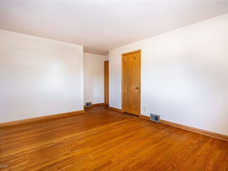 1681 Knob Hill Drive, Coshocton, OH 43812 Photo 18