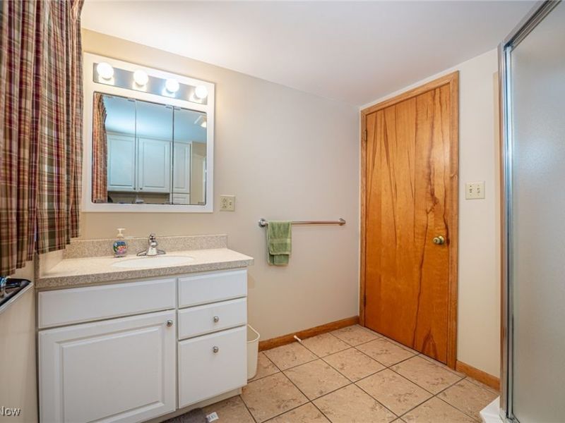 1681 Knob Hill Drive, Coshocton, OH 43812 Photo 31