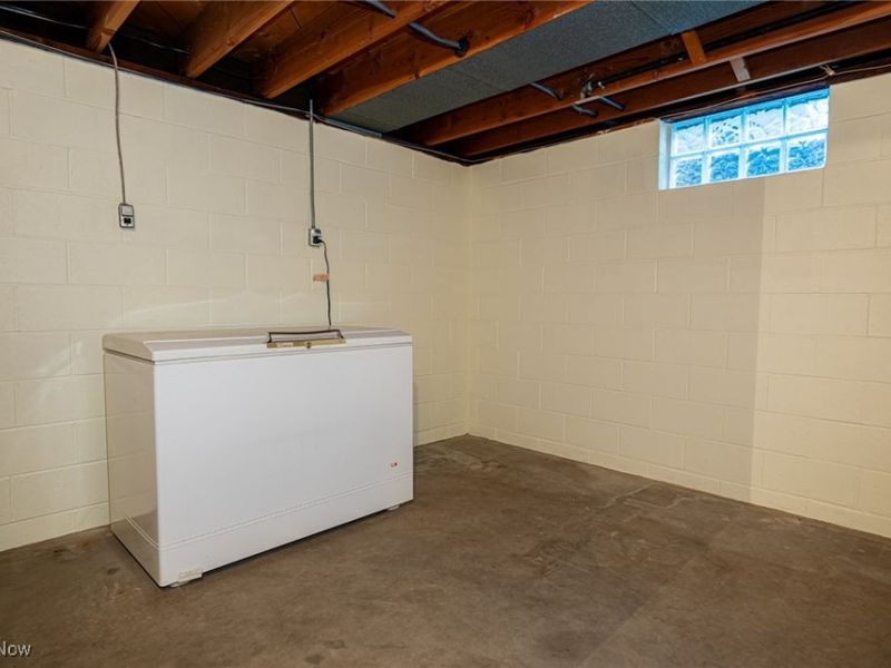 1681 Knob Hill Drive, Coshocton, OH 43812 Photo 35