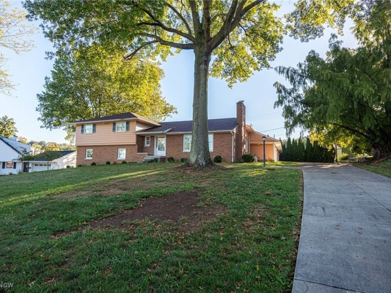 1681 Knob Hill Drive, Coshocton, OH 43812 Photo 44