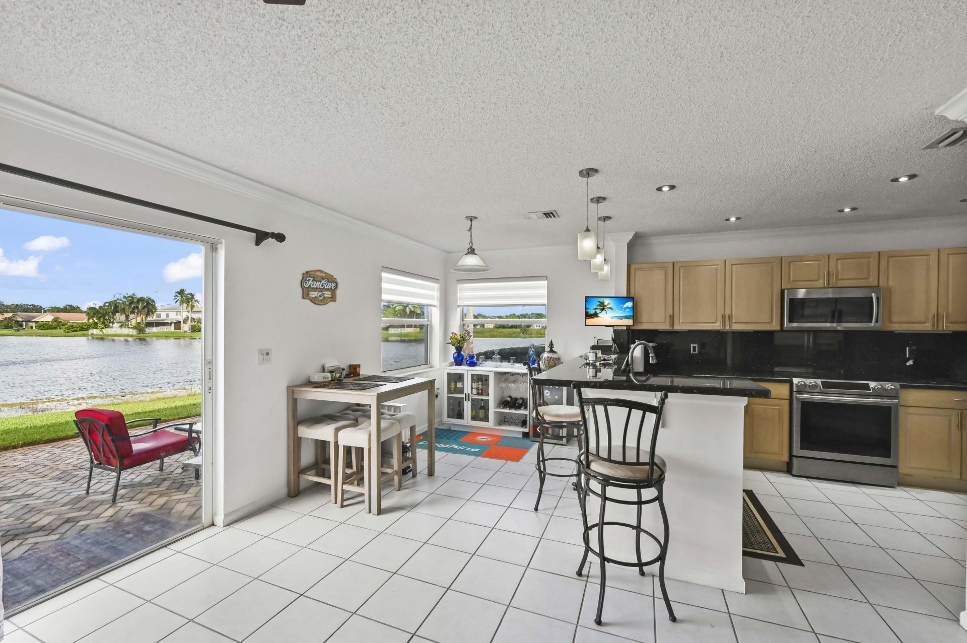 375 SW 205th Avenue, Pembroke Pines, FL 33029 Photo