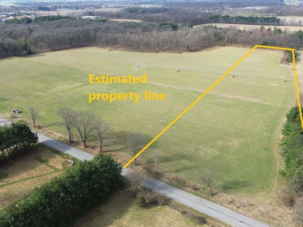 52611 County Road 21, Bristol, IN 46507