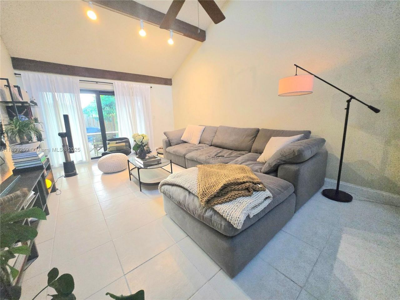 1757 NW 74th Ave, Unit 15, Plantation, FL 33313 Photo