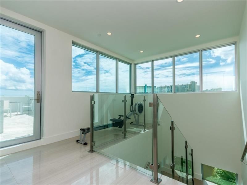 240 Shore Court, Lauderdale by the Sea, FL 33308 Photo