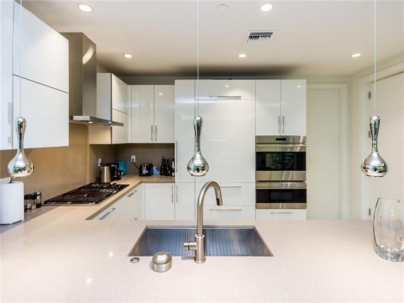 240 Shore Court, Lauderdale by the Sea, FL 33308 Photo