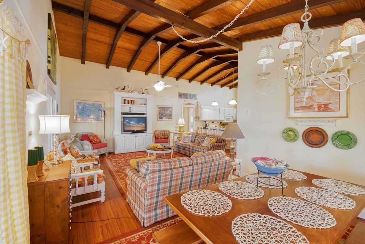 42 Fiesta Drive, Alligator Point, FL 32346 Photo