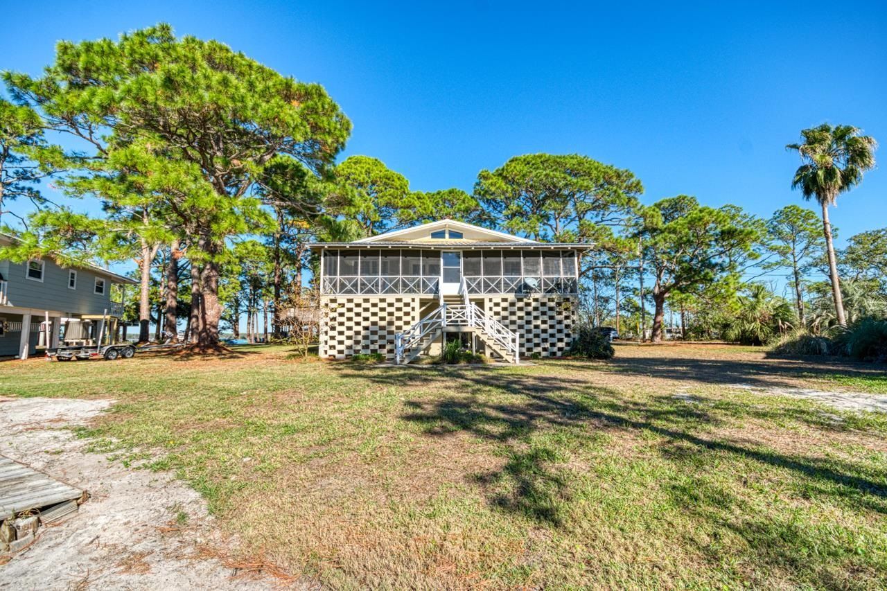 42 Fiesta Drive, Alligator Point, FL 32346 Photo