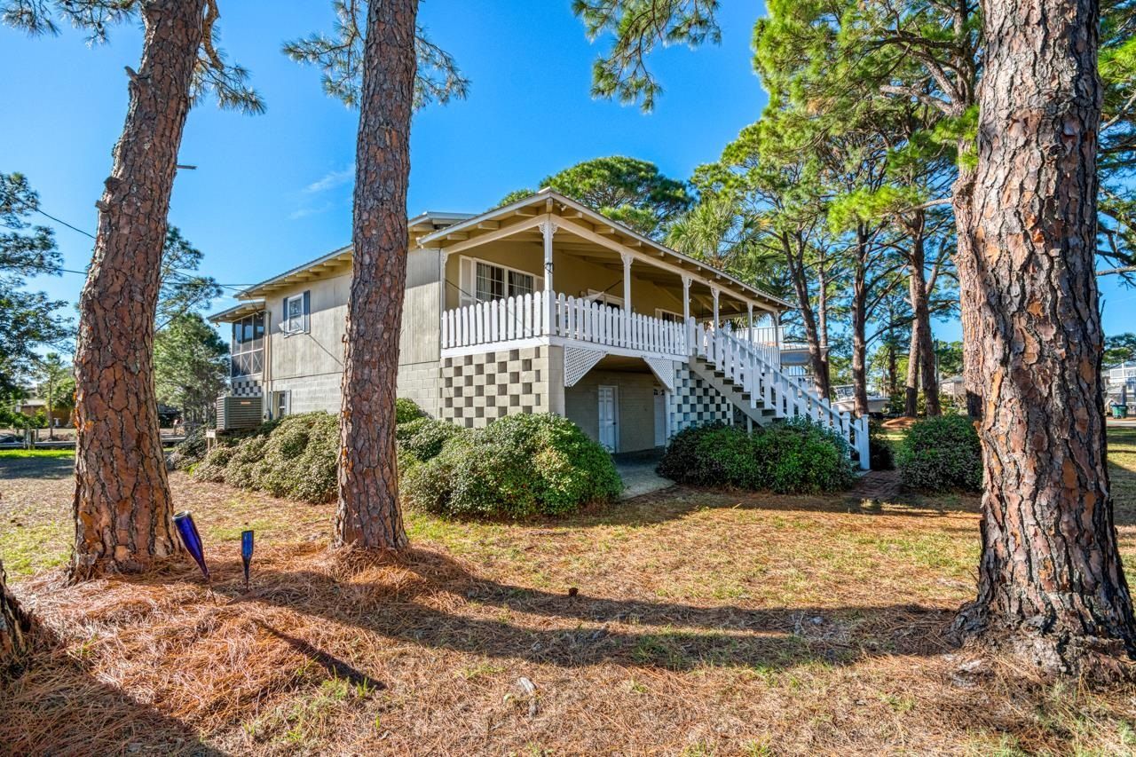 42 Fiesta Drive, Alligator Point, FL 32346 Photo