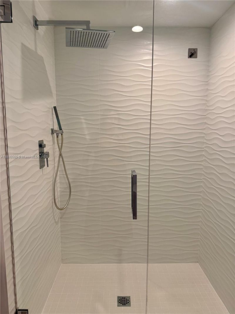 1150 102nd St, Unit 303, Bay Harbor Islands, FL 33154 Photo