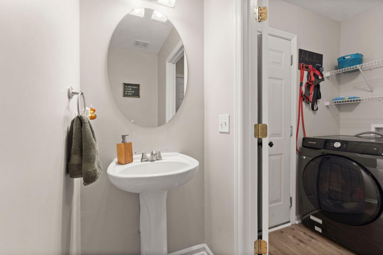 134 Moon Shadow Lane Photo 17