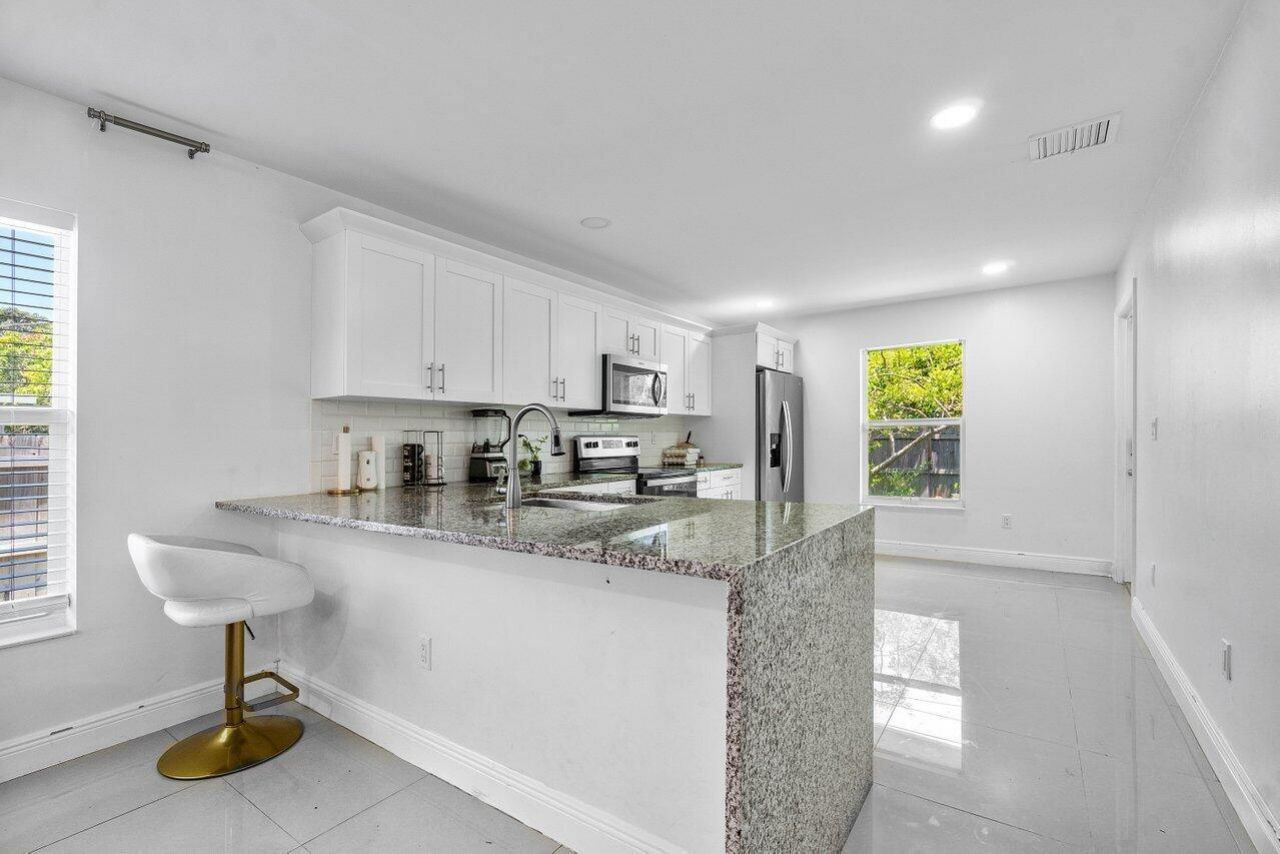 625 Forest Hill Boulevard, West Palm Beach, FL 33405 Photo