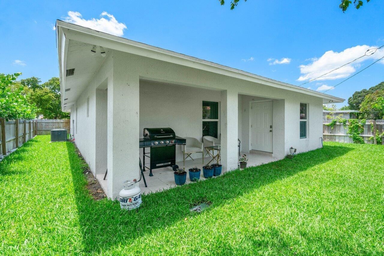 625 Forest Hill Boulevard, West Palm Beach, FL 33405 Photo