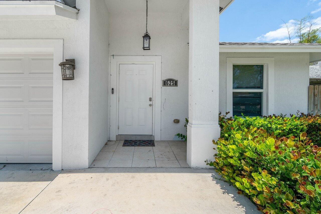 625 Forest Hill Boulevard, West Palm Beach, FL 33405 Photo