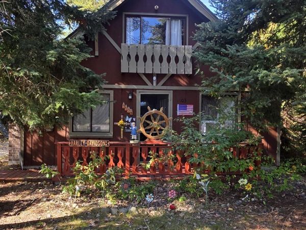 1103 Tanglewood Dr, St. Helen, MI 48656